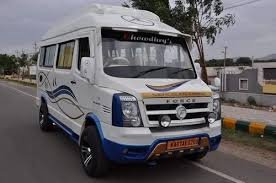 Tampo Traveller 13 seater